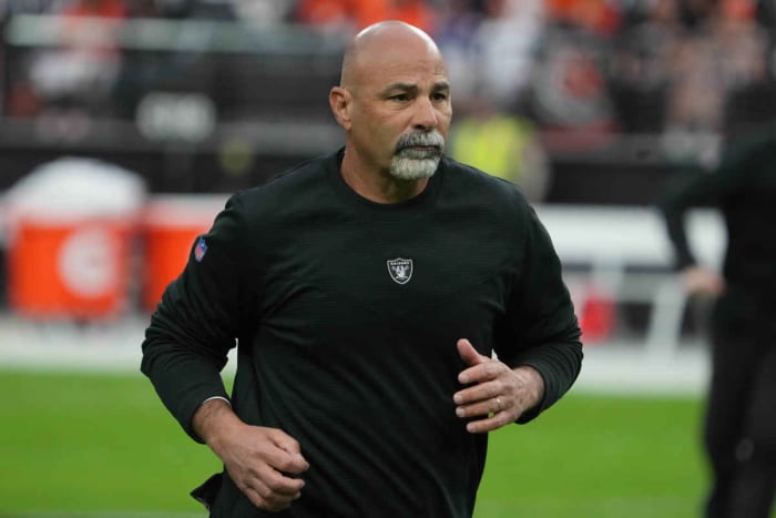 rich-bisaccia-raiders-coach-carousel